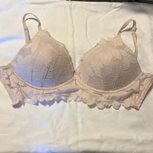 SO: Lace Tan-Peach Bra